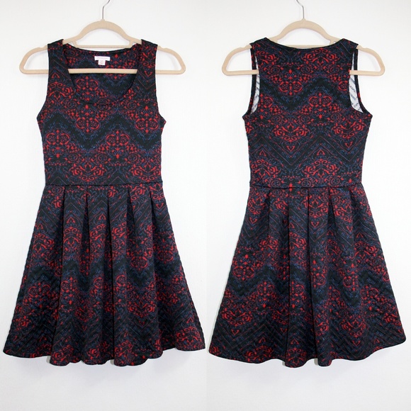 Quilted Black & Red Baroque Print Skater Dress - Picture 8 of 8